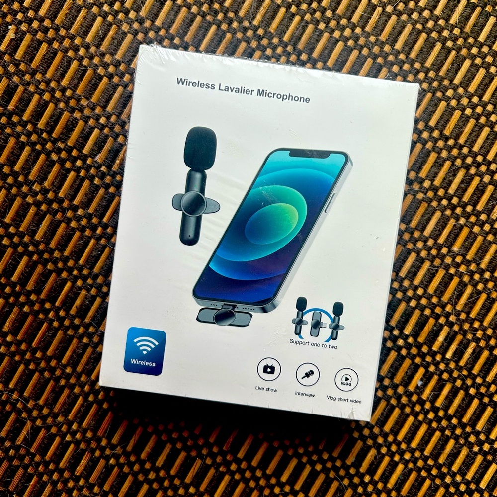 Wireless Lavalier Microphone